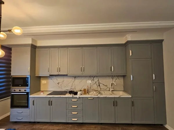 Tirane, jepet me qera apartament 1+1 Kati 8, 1.000 € 