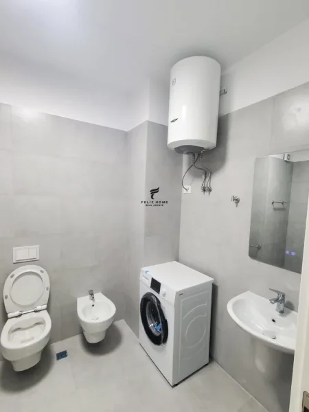 Tirane, jepet me qera apartament 2+1 Kati 1, 120 m² 1.200 € (LIQENI I THATE)