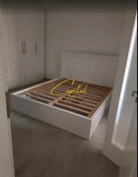 Tirane, jepet me qera apartament 1+1 Kati 1, 60 m² 500 € (MEDRESEJA)