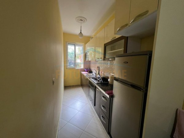 Qera, Apartament 1+1, Rruga e Thesarit, Fresku 350 €