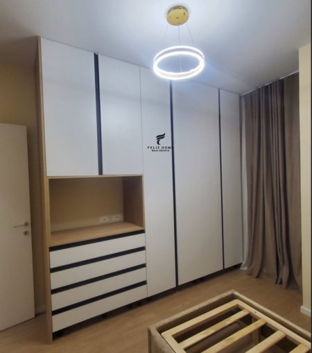 Tirane, jepet me qera apartament 2+1 Kati 1, 120 m² 1.300 € (LIQENI I THATE)