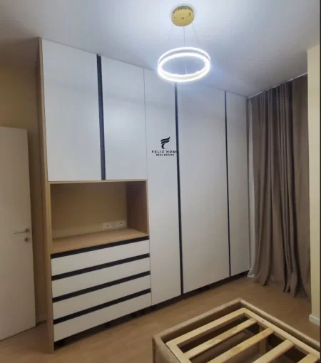 Tirane, jepet me qera apartament 2+1 Kati 1, 120 m² 1.300 € (LIQENI I THATE)