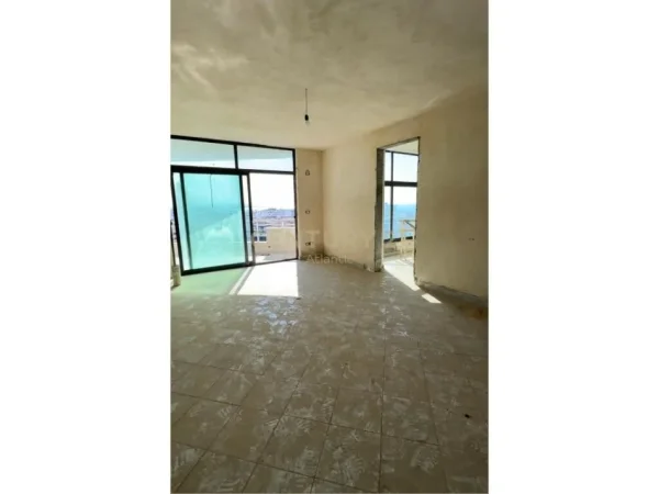 Durres, shitet apartament 2+1 , 119 m² 90.000 € 
