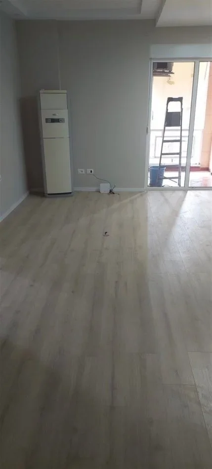 Tirane, shitet apartament 2+1 Kati 7, 92 m² 189.000 € (XHAMLLIKU)