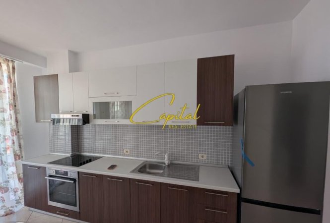 Tirane, jepet me qera apartament 2+1 Kati 6, 106 m² 550 € (RRUGA KONGRESI I MANASTIRIT)