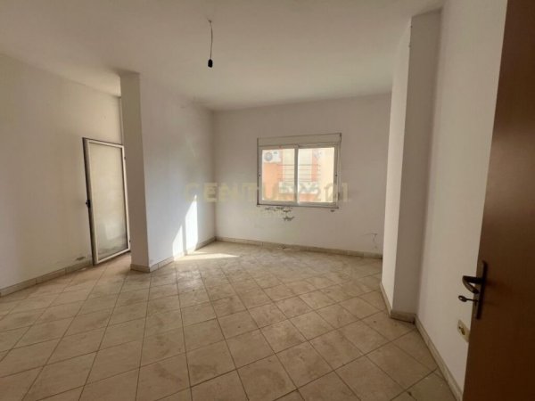 Durres, shitet apartament 1+1 Kati 3, 53 m² 49.000 € 