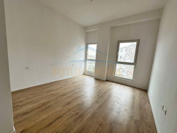 Tirane, shitet apartament 1+1 Kati 2, 74 m² 125.630 € (Kompleksi Aura, Rruga Dritan Hoxha)