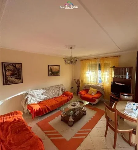 Tirane, jepet me qera apartament 2+1 Kati 3, 70 m² 480 € (Rruga Xhanfize Keko)