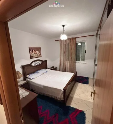 Tirane, jepet me qera apartament 2+1 Kati 3, 70 m² 480 € (Rruga Xhanfize Keko)