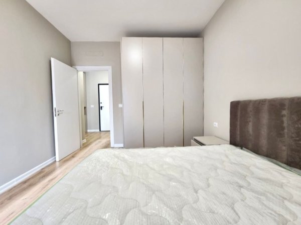 Hera e Pare me Qera: (📍Apartament 1+1 & Ballkon ||  Zogu i zi) ~ 70 m² || 700 Euro/Muaj || Çdo gjë e Re🔥