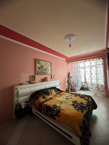 Tirane, jepet me qera apartament 2+1+Ballkon Kati 7, 90 m² 480 € (Astir)