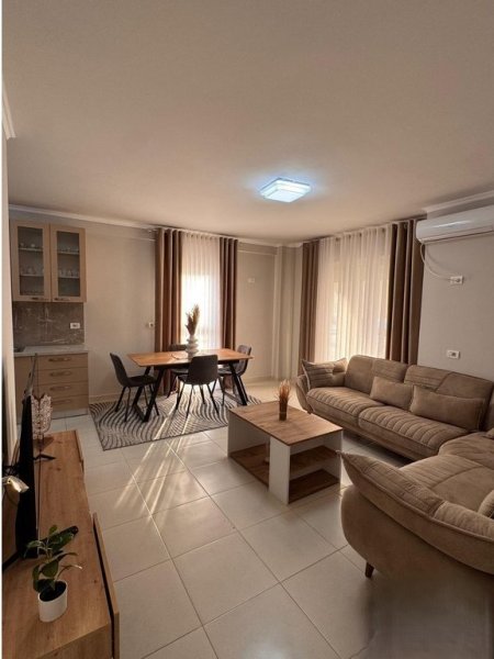 Tirane, jepet me qera apartament Kati 5, 83 m² 750 € (PRANE PROKURORISE SE TIRANES)