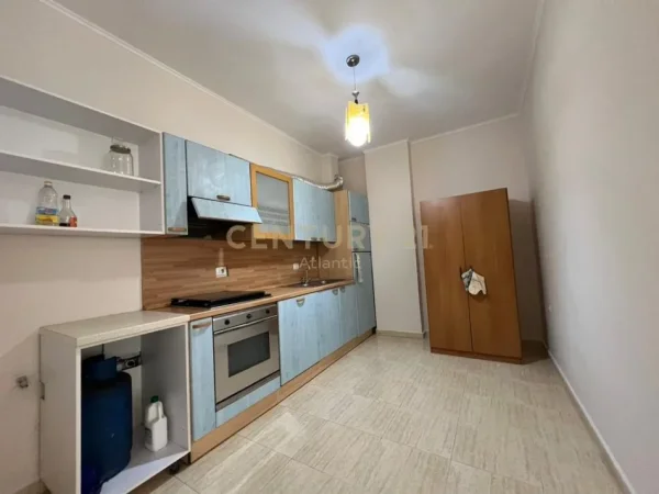 Durres, shitet apartament 1+1 Kati 6, 85.000 € 