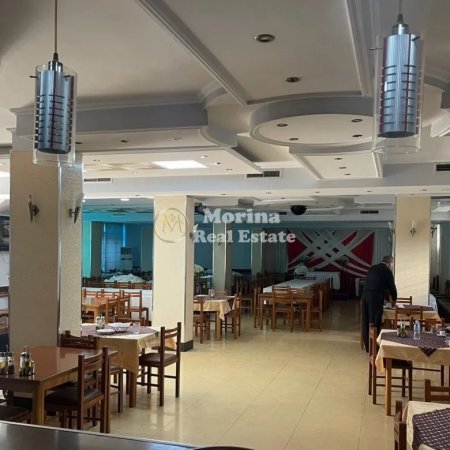 Tirane, jepet me qera lokal Kati 1, 280 m² 2.000 € (Don Bosko)
