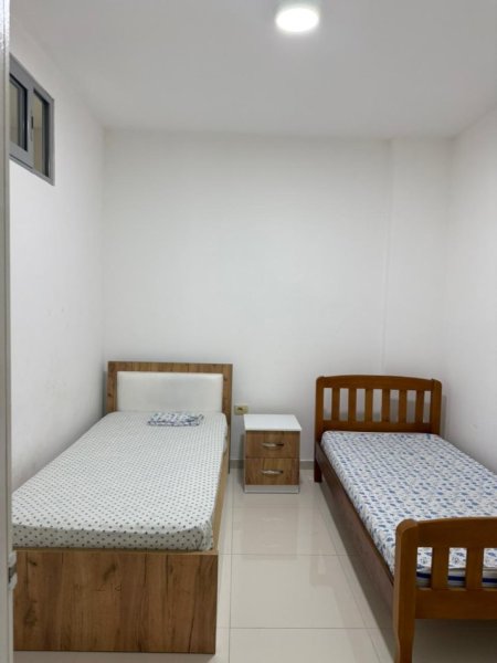 Tirane, jepet me qera apartament 2+1 Kati 1, 91 m² 105.000 € (Fresku)