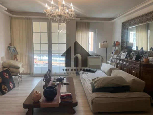 Tirane, shitet apartament 2+1+Ballkon Kati 5, 115 m² 210.000 € (PERBALL - DELIJORGJIT)