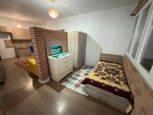 Tirane, jepet me qera apartament 2+1 Kati 6, 350 € 