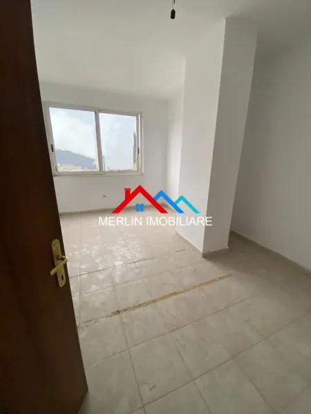 Tirane, shitet apartament 2+1+Ballkon Kati 9, 91 m² 170.600 € (RRUGA SOKRAT MIHO,ASTIR)