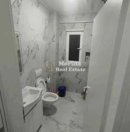 Tirane, jepet me qera apartament 1+1 Kati 2, 50 m² 450 € (Rruga Hamdi Pepo)