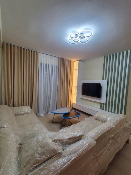 Tirane, jepet me qera apartament 2+1+Ballkon Kati 2, 110 m² 1.200 € (LIQENI I THATE)