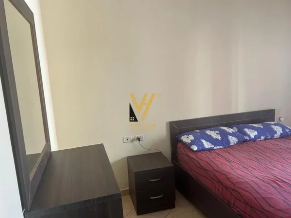 Tirane, jepet me qera apartament 2+1+Ballkon Kati 6, 113 m² 470 € (CASA ITALIA)