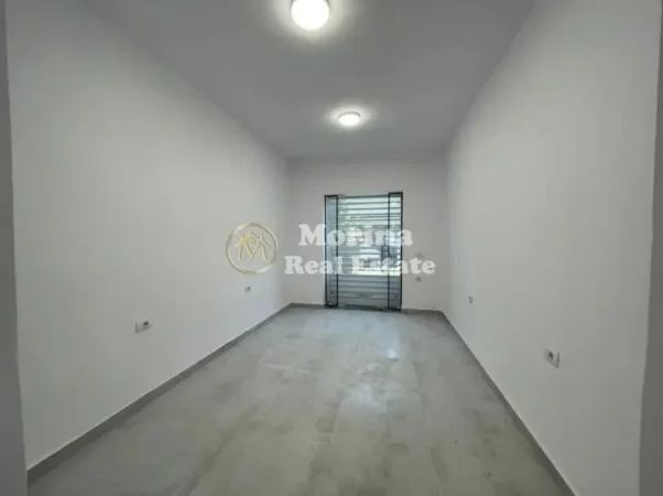 Tirane, jepet me qera ambjent biznesi Kati 0, 70 m² 800 € (Stadiumi Dinamo)