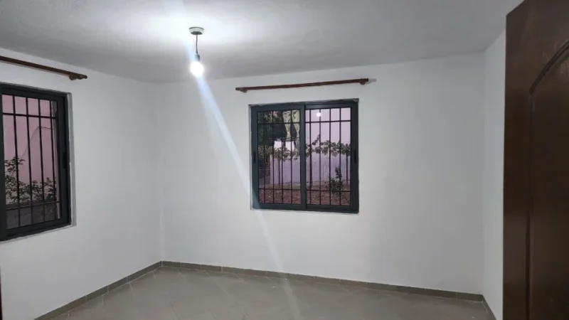 Tirane, jepet me qera Vile 2+1 , 115 m² 520 € (Rruga Gramoz Pashko)