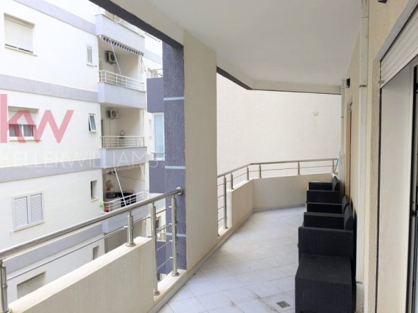 Vlore, shitet apartament 2+1 , 110 m² 225.000 € 