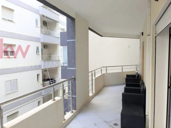 Vlore, shitet apartament 2+1 , 110 m² 225.000 € 
