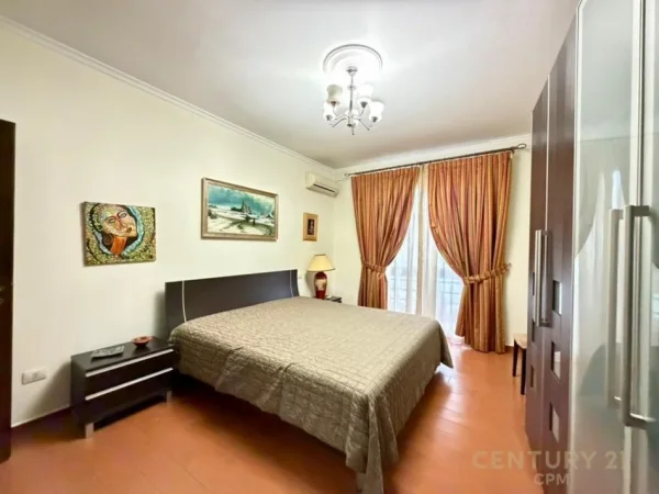 Tirane, jepet me qera apartament 2+1+Ballkon Kati 7, 106 m² 650 € (bulevardi i ri perballe hipotekes)