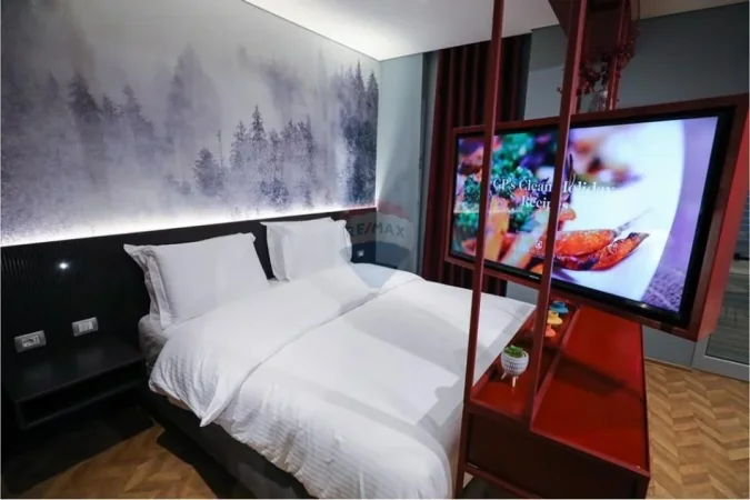 Tirane, jepet me qera garsonier 1+1 Kati 2, 55 m² 700 € (bllok)