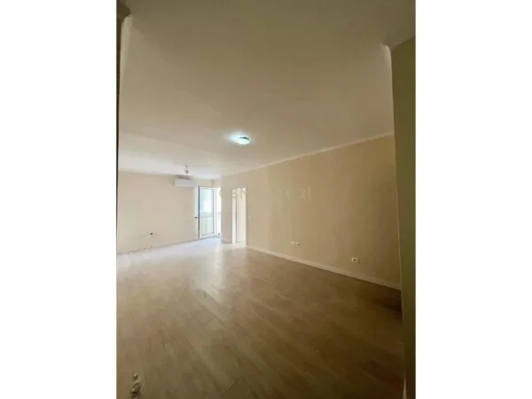 Durres, shitet apartament Kati 3, 81 m² 175.000 € (Vollga)