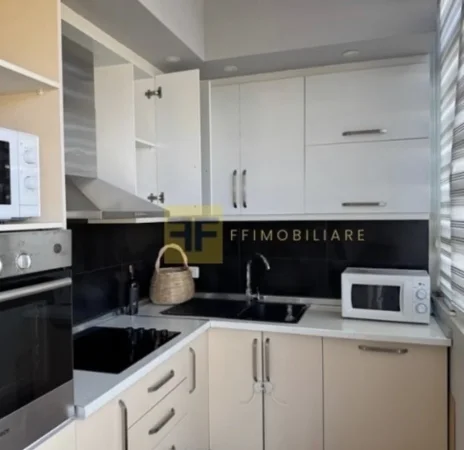 Tirane, jepet me qera apartament , 1.200 € 