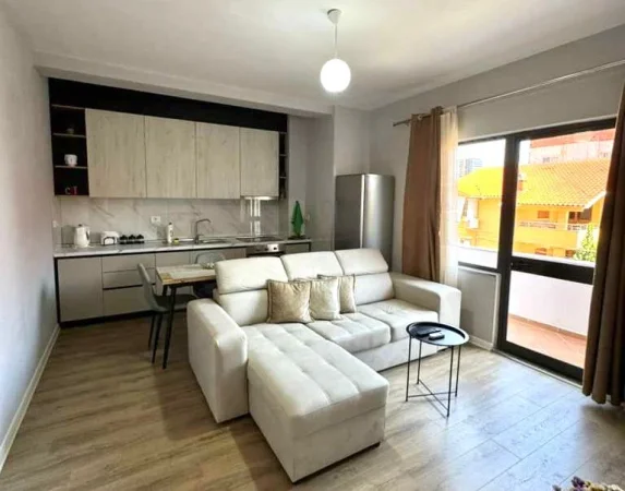 Me Qera: 2+1📍Don Bosko (Prane Shkolles Vace Zela) - 60.000 Lek - S. 90m² - I Mobiluar dhe Investuar nga e Para🔥