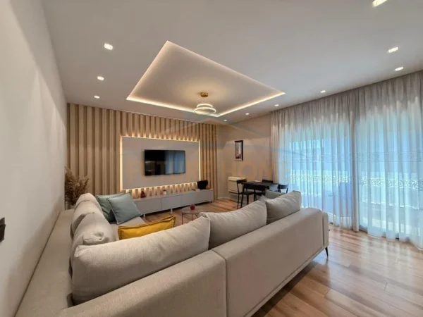 Tirane, shitet apartament 1+1+Ballkon Kati 1, 80 m² 217.000 € (Rezidenca Sofia, TEG)