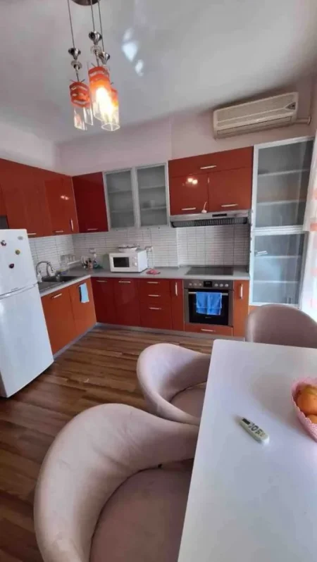 Tirane, shitet apartament 2+1 , 69 m² 185.009 € (Myslym Shyri)