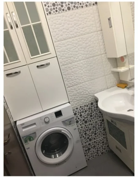 Mbi Shkollën e Baletit jepet me qera  1+1+Aneks+Ballkon, 40,000 Lekë, Kati 2, 62 m²