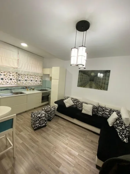 Shkolla e Baletit, jepet me qera Apt 1+1+Aneks+Ballkon, 40,000 Lekë, Kati 2, 62 m²