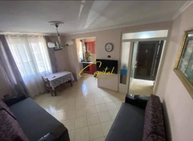 Tirane, shitet apartament 1+1 Kati 4, 47 m² 800.000 € (RRUGA E DIBRES)