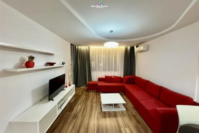 Tirane, jepet me qera apartament 1+1+Ballkon Kati 10, 68 m² 700 € (Komuna E Parisit)