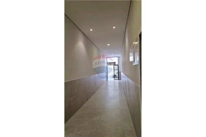 Vlore, shitet apartament 1+1 Kati 6, 72 m² 108.000 € (Enver Jaho, Transballkanike perballe Fjortes, Vlorë)