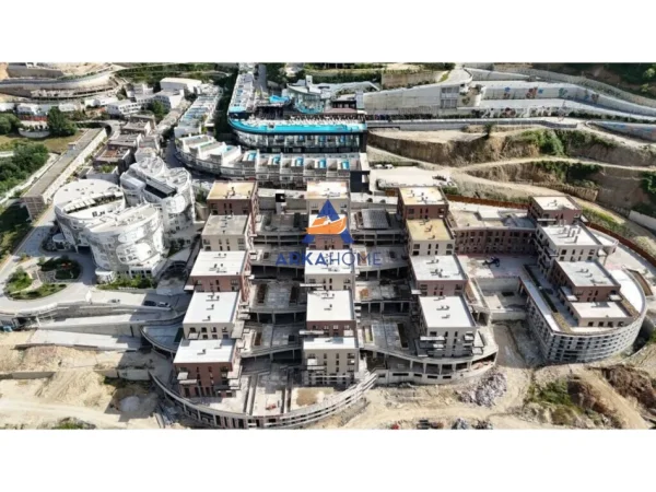 Tirane, shitet apartament 1+1+Ballkon Kati 3, 97 m² 157.867 €