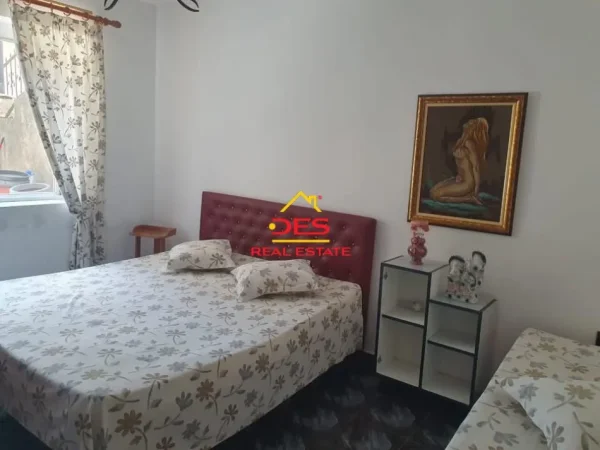 Vlore, shitet apartament , 108 m² 120.000 € (Rruga Zigur Lelo)