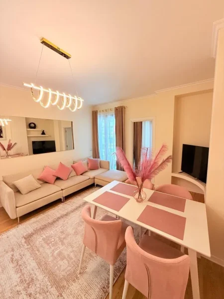 Tirane, jepet me qera apartament 2+1 Kati 5, 80 m² 1.200 € 
