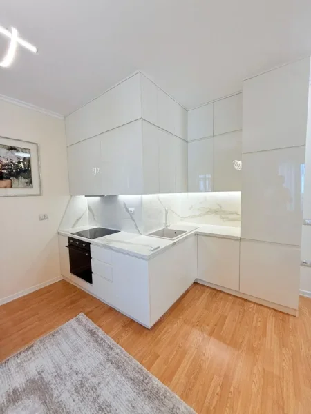 Tirane, jepet me qera apartament 2+1 Kati 5, 80 m² 1.200 € 
