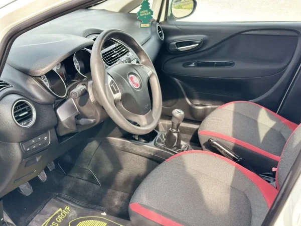Durres, shitet makine FIAT PUNTO EVO 1.3 Nafte, e bardhë manuale Klima