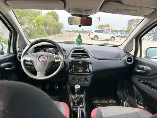 Durres, shitet makine FIAT PUNTO EVO 1.3 Nafte, e bardhë manuale Klima