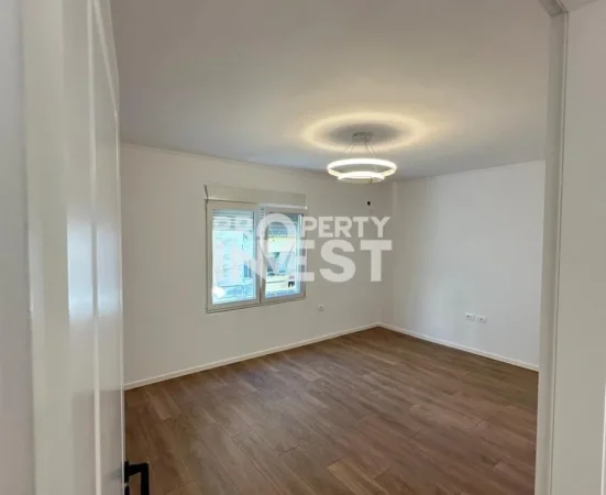 Tirane, shitet apartament 2+1 Kati 4, 50 m² 118.000 € (Kinostudio)