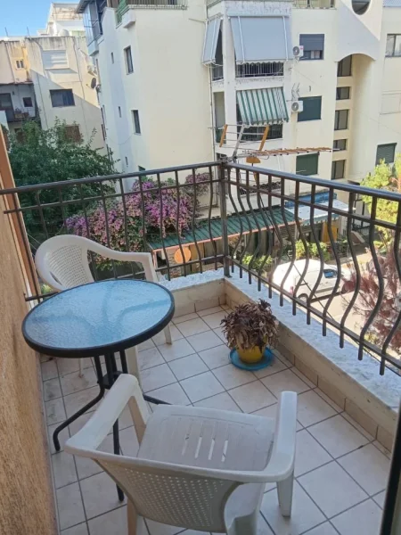 Durres, shitet apartament 1+1+Ballkon Kati 2, 70 m² 90.000 € (Përballë Hotel Ergit, Shkëmbi i Kavajës)