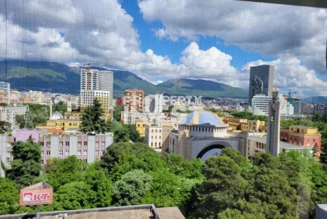 Tirane, shitet apartament 1+1 Kati 10, 69 m² 319.000 € (Rruga e Kavajes)